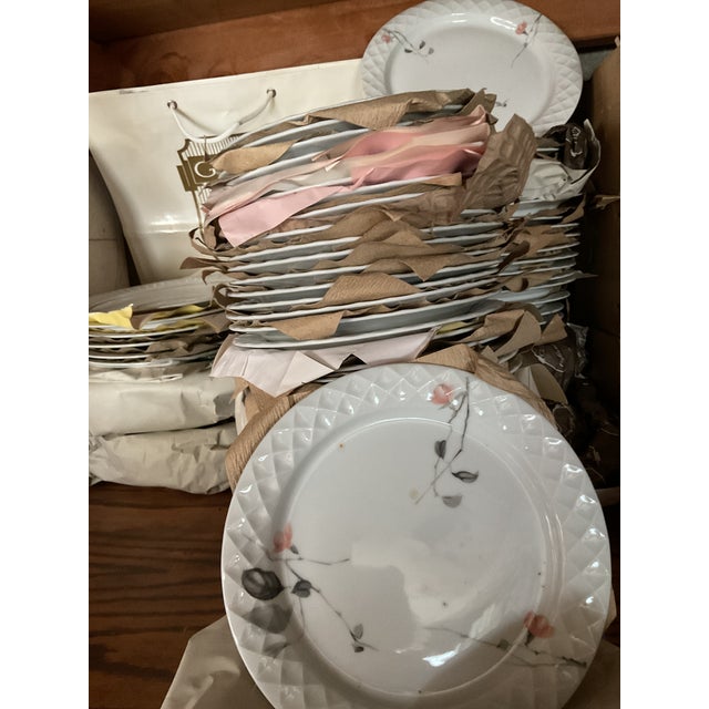 New 1980s 75 Pieces European Dinner Set Diamond Shape Rim For Sale - Image 12 of 12
