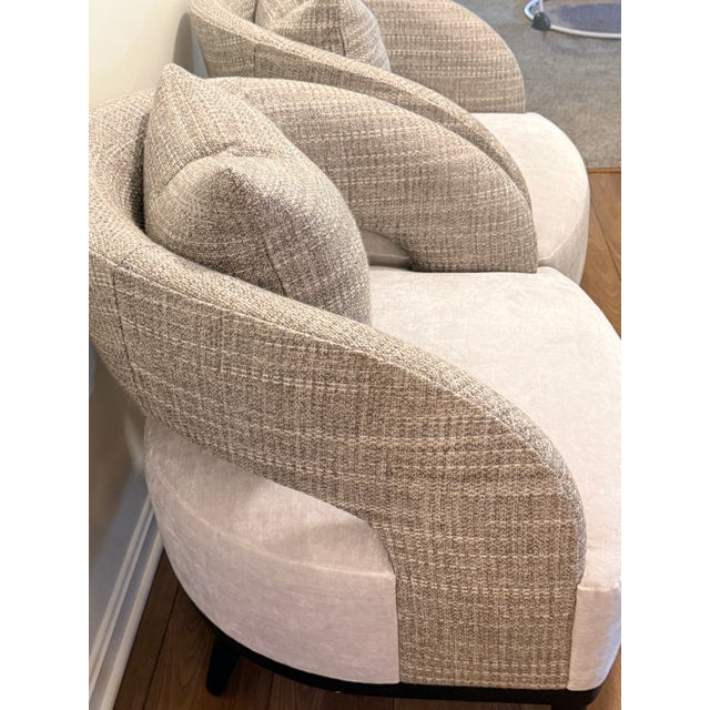 Adriana Hoyos Pair Adriana Hoyos Bolero 300 Armchairs For Sale - Image 4 of 14