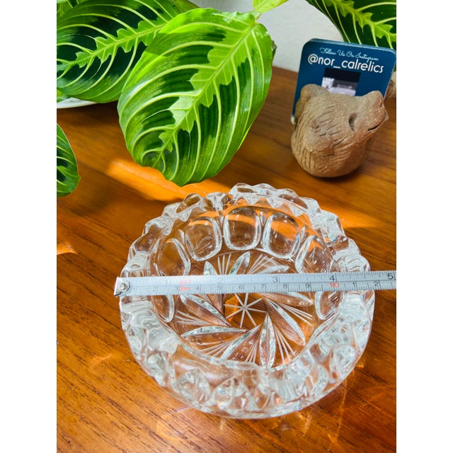 Transparent Vintage Beyer West Germany Crystal Glass 4 Slot Ashtray Starburst Center For Sale - Image 8 of 10