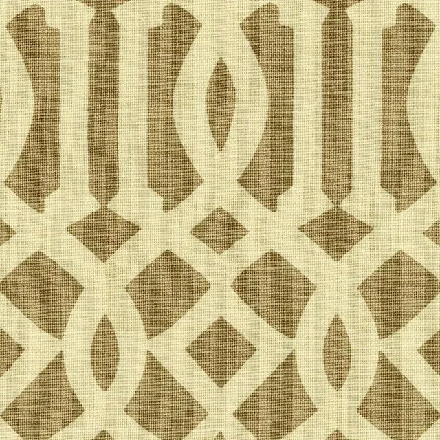 An iconic Schumacher design, Imperial Trellis epitomizes Hollywood Regency glamour. Available as a printed linen, cut...