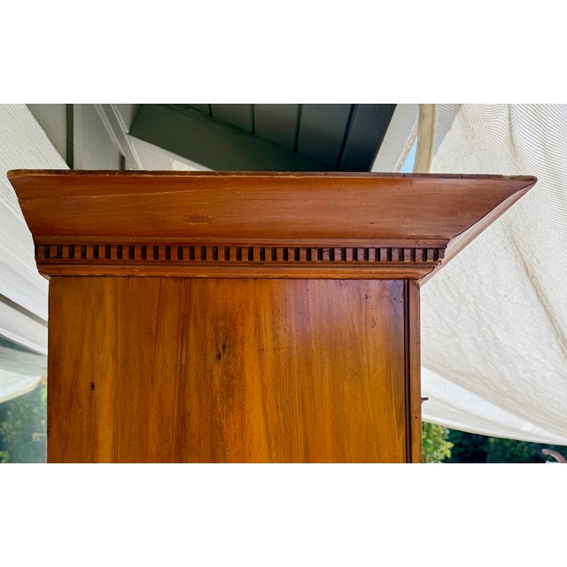 Edwardian English Mirrored Armoire Cabinet, Attributed to Harris Lebus, C. 1904 For Sale - Image 16 of 18