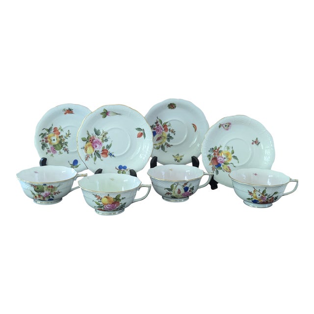 1990s Herend Fruits & Flowers Pattern Breakfast Cups & Saucers Set- 8 Pieces For Sale