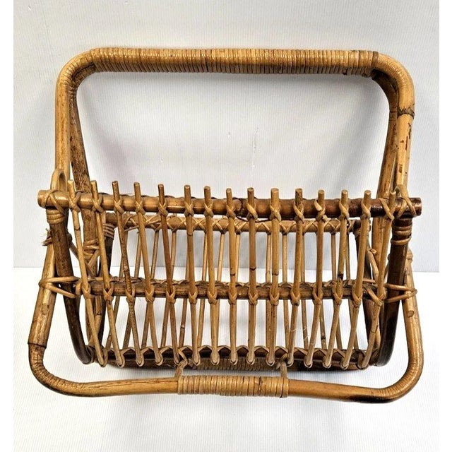 1970s Vintage MCM Rattan Wicker 19" Magazine Rack Stand Franco Albini Style Boho Decor For Sale - Image 5 of 14