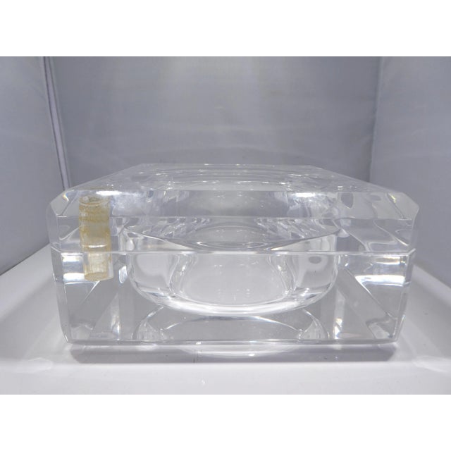 1970s Mid-Century Modern Alessandro Albrizzi Lidded Lucite Box For Sale In Miami - Image 6 of 9