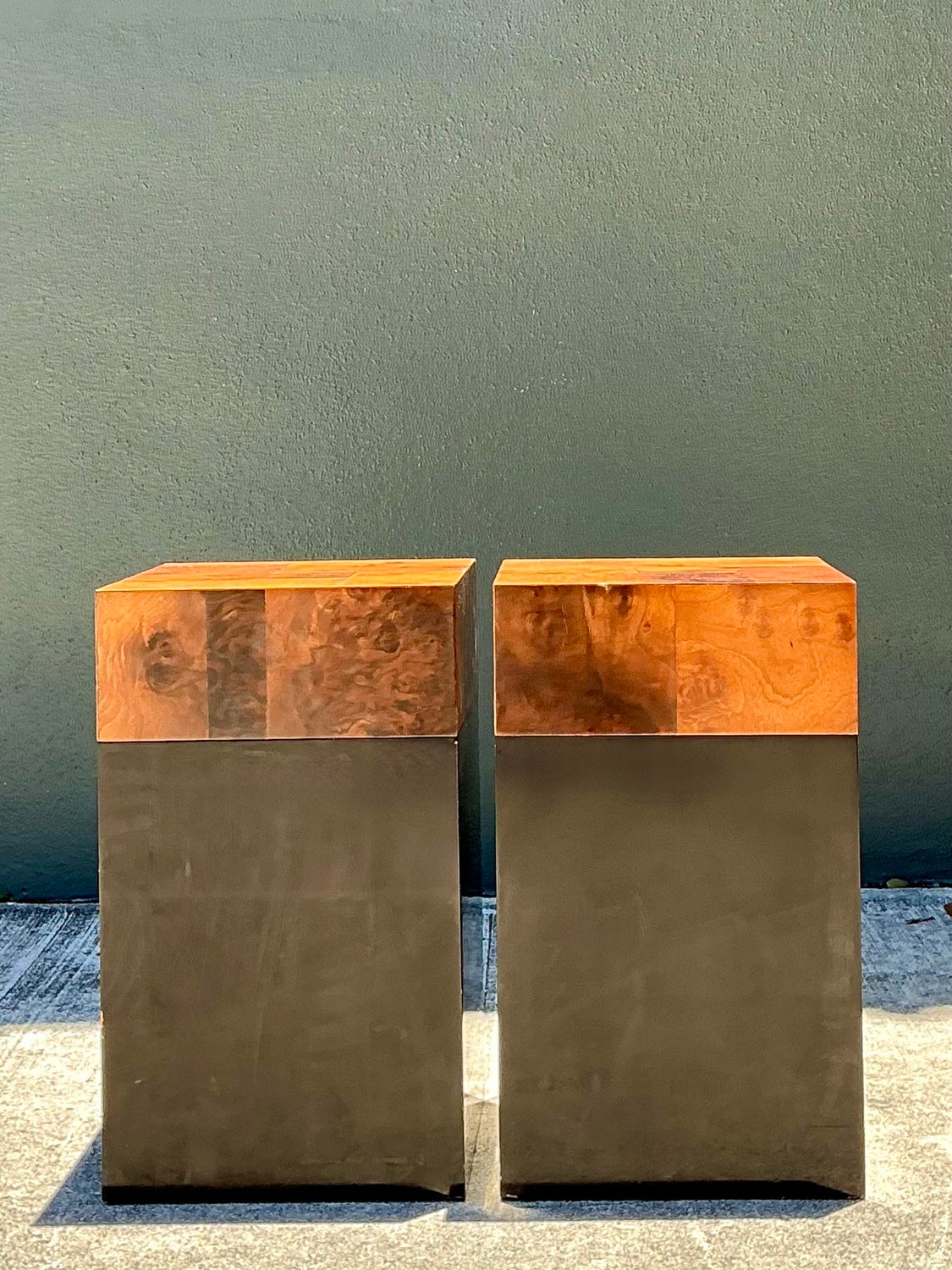 Vintage Parquet Burl Wood Drinks Tables - A Pair - Detail view
