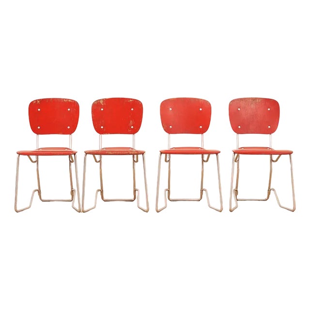 Alu Flex Chair Set in Aluminum Frame, Red Plywood Seat and Back by Armin Wirth for Aluflex, 1951, Set of 4 For Sale