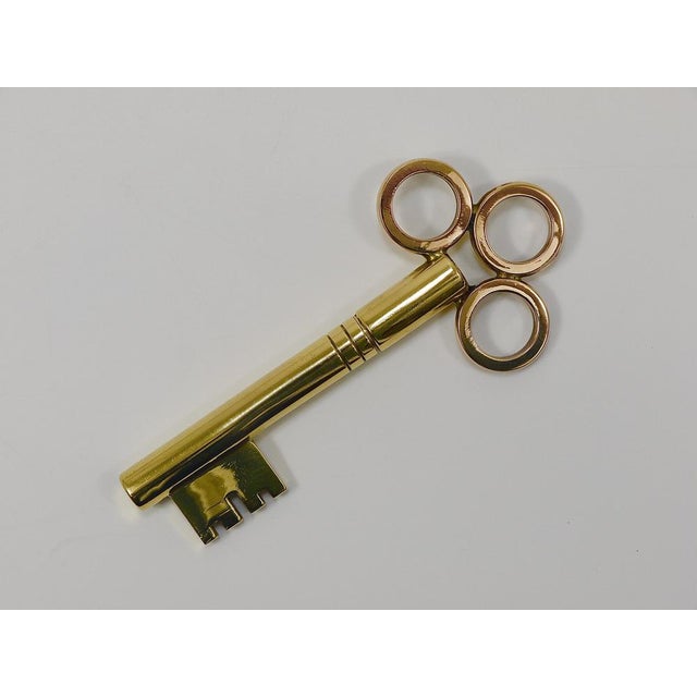 Carl Auböck Large Brass Key Corkscrew Bottle Opener Paperweight attributed to Carl Auböck, Austria, 1950s For Sale - Image 4 of 18