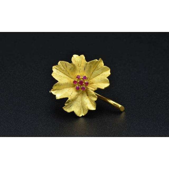 Mid 20th Century The Lyra: Vintage Signed 18 Karat Yellow Gold Floral Brooch set with Rubies For Sale - Image 5 of 8
