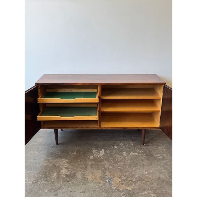 1960s 1960s Poul Hundevad Rosewood Credenza For Sale - Image 5 of 16