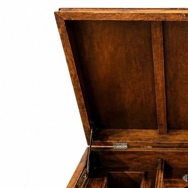 Musical Instruments - Gramophone - Fullotone. English, 20th century, Fullotone brand, mahogany case, with one door...