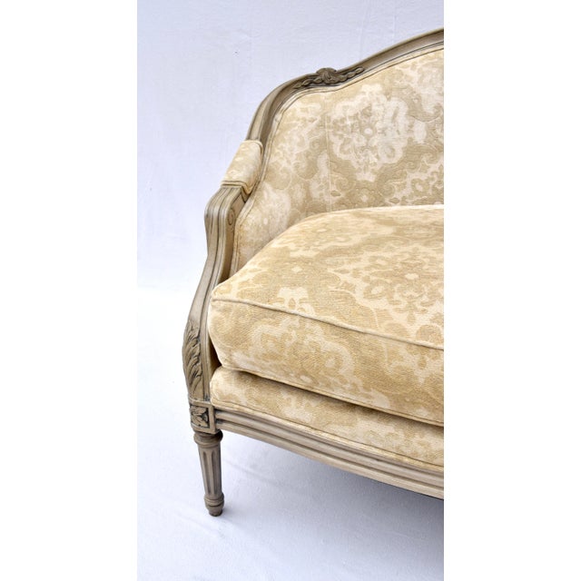 French Louis XvI Style Marquise Loveseat & Ottoman For Sale - Image 11 of 12