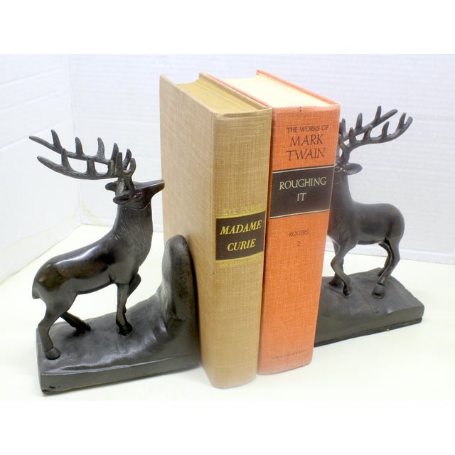 Bookend Pair – Midwest of Cannon Falls Cast Metal Lodge-Style Stag Deer 1970s For Sale - Image 4 of 14
