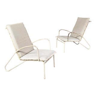 Mid-Century Italian White and Azure Iron Outdoor Lounge Chairs, 1960s, Set of 2 For Sale