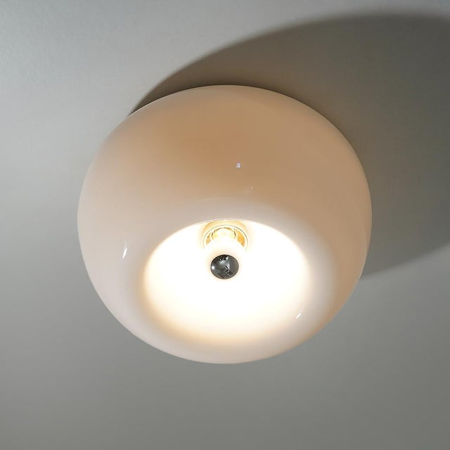 White Velella Ceiling Light by the Castiglioni Brothers for Flos, 1960s For Sale - Image 8 of 14