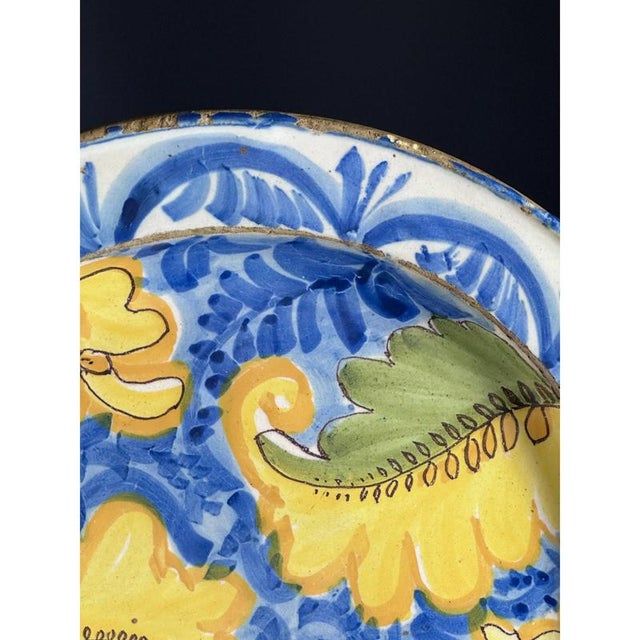 Large Spanish Maiolica Dish with Traditional Patterns and Foliage, 18th-19th Century For Sale - Image 6 of 9