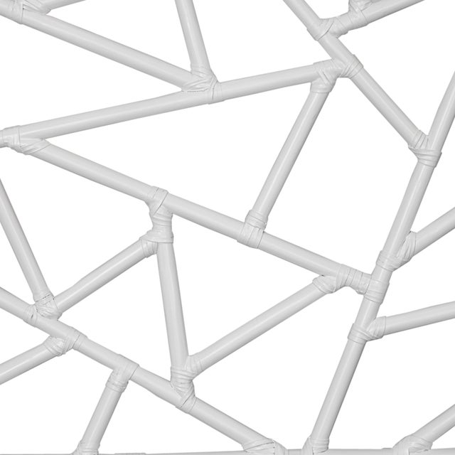 Coastal Tiffany Platform Bed Queen, White For Sale - Image 3 of 6