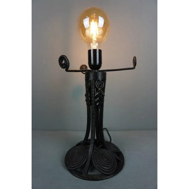 Is it its size, the round shapes or the beautifully crafted wrought iron? In any case, we are sure that this lamp will...