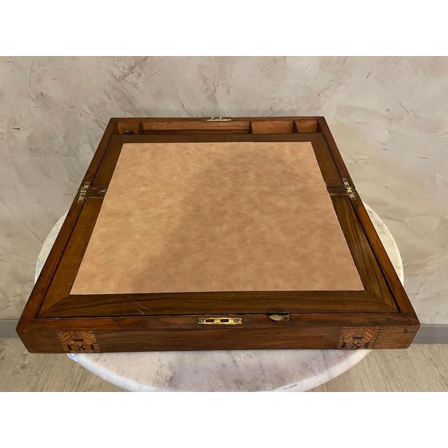 Beautiful walnut desk box that opens to a writing slope. Decorated on the outside with two decorative bands of tunbridge...