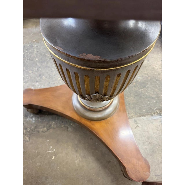 Vintage Italian Neoclassical Style Urn Pedestal Round Marble Side Tables - Pair For Sale - Image 14 of 18