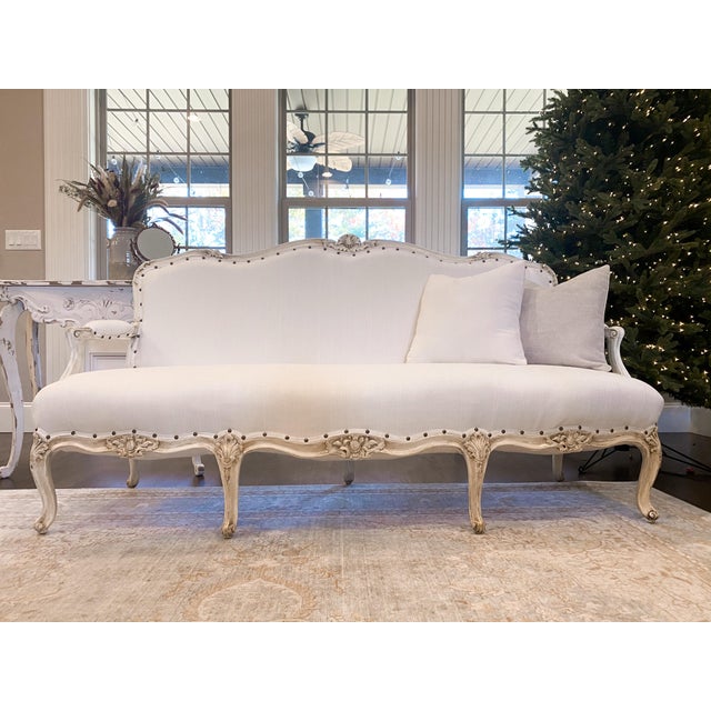 French 1920s Vintage Fully Refurbished Louis XVI Style Settee For Sale - Image 3 of 10