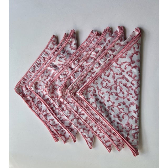 1980s Croscill White & Pink Scrollwork Dinner Napkins - Set of 7 For Sale - Image 4 of 17