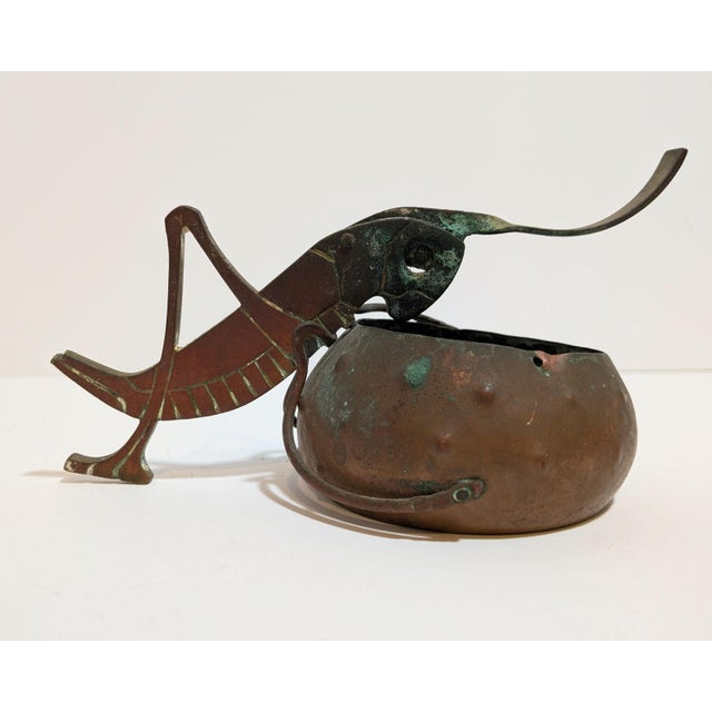 Antique Arts & Crafts Copper Figural Grasshopper Cigar Cutter Ashtray 1900-1915 For Sale - Image 4 of 9