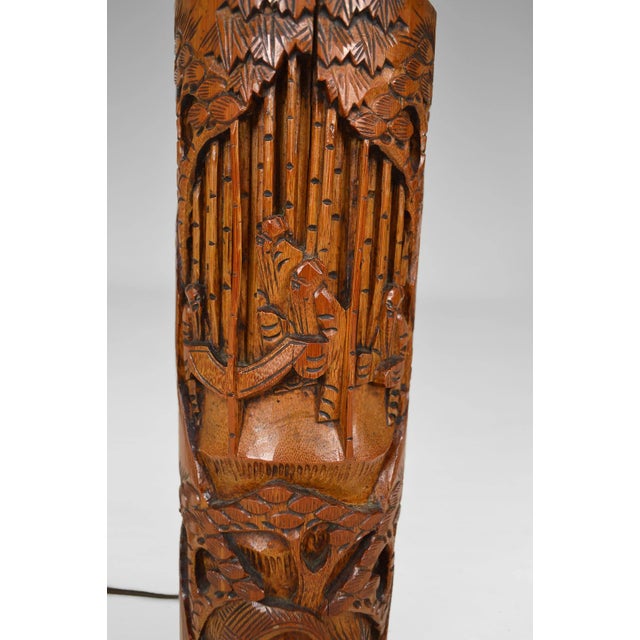 Mid-Century Asian Living Room Table Lamp in Carved Wood, 1940s For Sale - Image 4 of 7