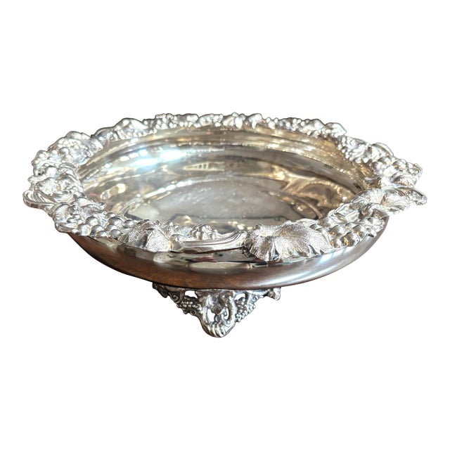 Vintage Reed & Barton Silver Plated Sheridan Footed Centerpiece Fruit Bowl/Fruit Bowl-11.25”x3.25” For Sale