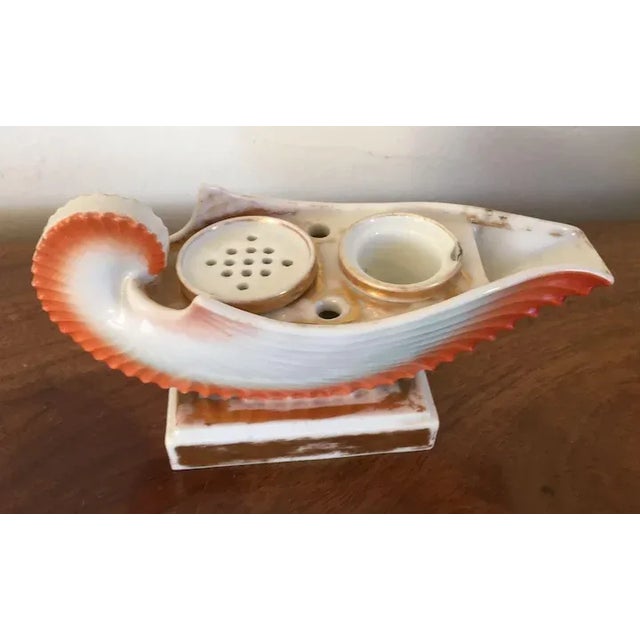 Early 19th Century 1810 French Empire Paris Porcelain Sea Shell Form Inkwell For Sale - Image 5 of 11