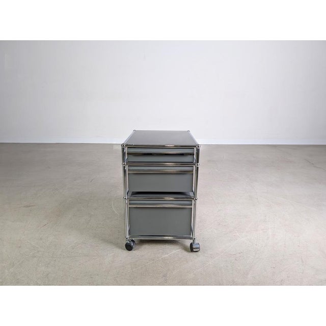 Postmodern Office Cabinet with Castors from USM Haller For Sale - Image 3 of 10