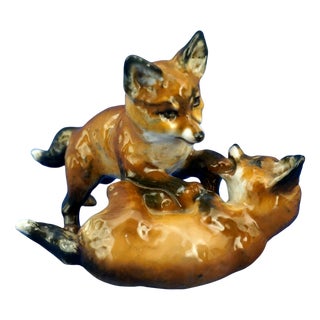 Vintage Hard Porcelain Fox Cubs Figurine by Fritz Heidenreich for Rosenthal, 1930s For Sale