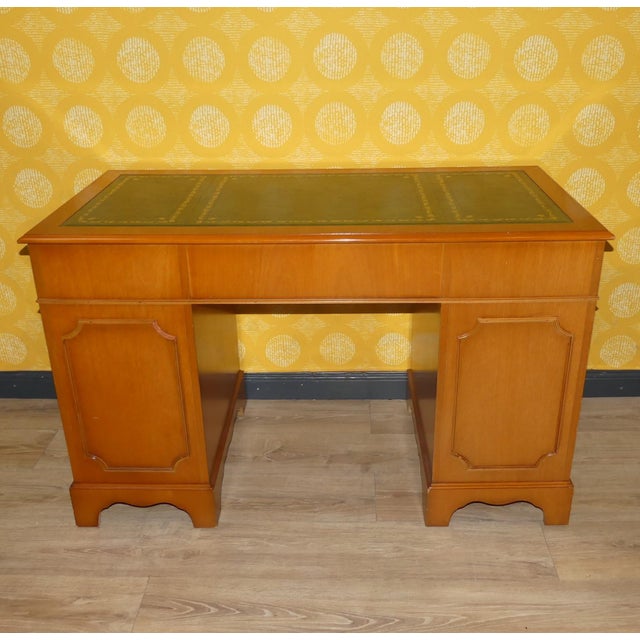 Metal Edwardian English Desk in Yew Wood and Green Embossed Leather Top, 1960s For Sale - Image 7 of 16