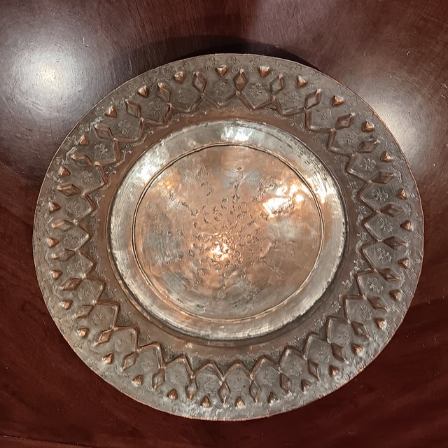 Copper Vintage Egytian Hammered Sculptured Copper Platter/ Bowl With French Fluer- De- Lis and Bee Symbol For Sale - Image 8 of 18