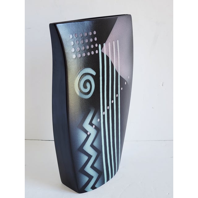 Postmodern Vintage 1990's Post Modern John Brrgen Decorative Vase For Sale - Image 3 of 14