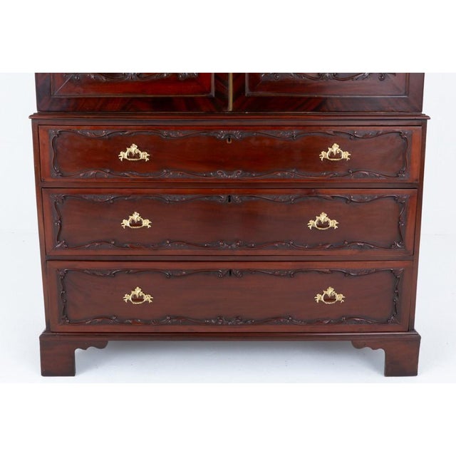 Chippendale Linen Press in Mahogany, 1860s For Sale - Image 5 of 11
