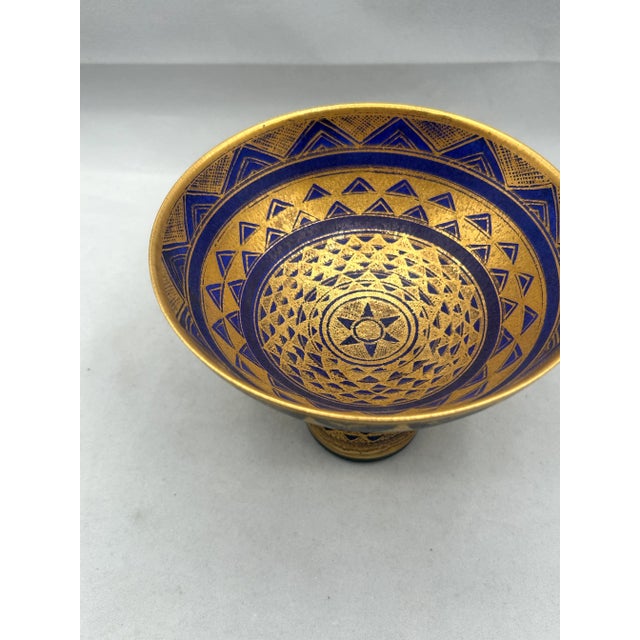 1990s Mary Rich Gilded Footed Porcelain Bowl – Blue & Gold Studio Pottery, Signed For Sale - Image 4 of 9