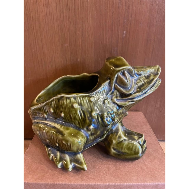 Unique and whimsical McCoy frog planter. Intricate pattern, bold color. In excellent vintage condition with one tiny flaw...