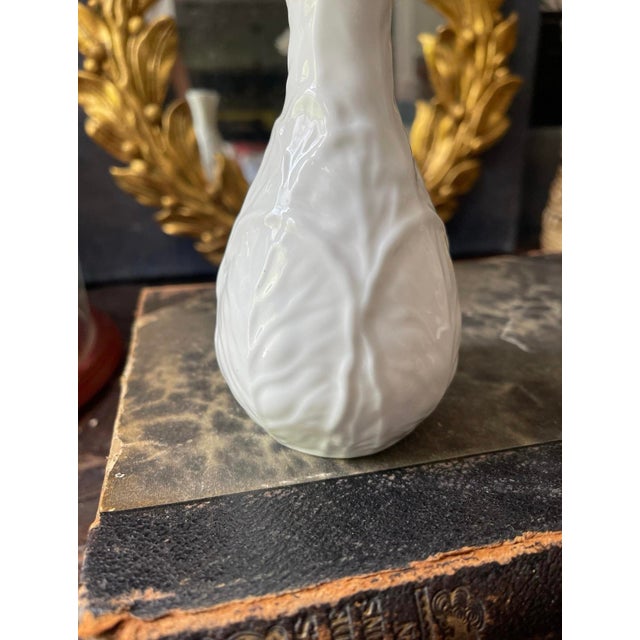 Cabbage Leaf Pattern Bone White China 5.5” Coalport Vase Single Stem Bud Vase For Sale In Chicago - Image 6 of 7