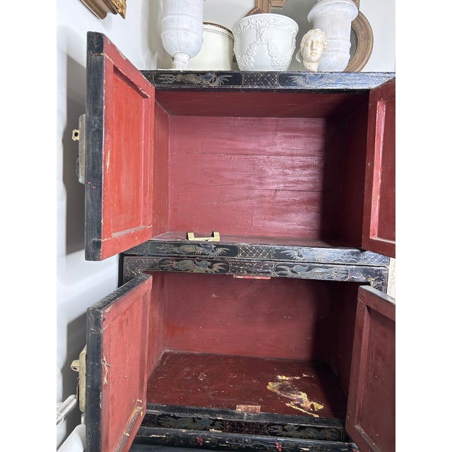 Rare Set of Three Antique Qing Dynasty Lacquered Chinese Stacking Cabinets on Stand. For Sale - Image 14 of 18