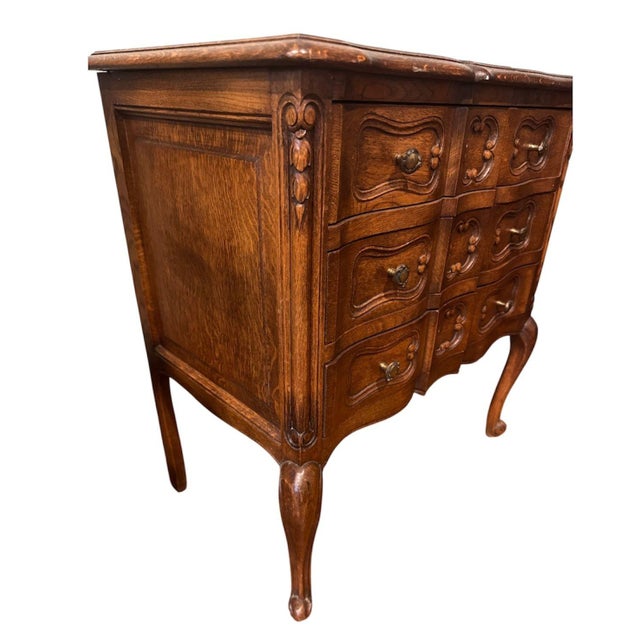 Wood 1920s Petite Oak Chest of Drawers For Sale - Image 7 of 7
