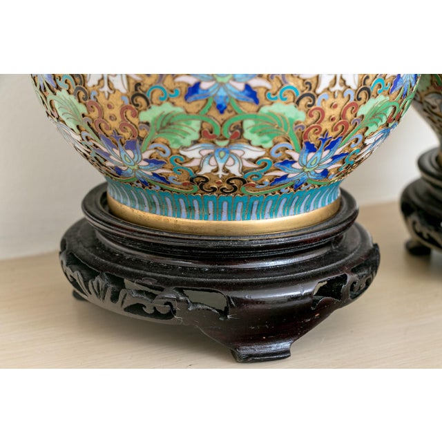 Early 20th Century Antique Chinese Cloisonné and Gilded Bronze Covered Ginger Jars—A Pair For Sale - Image 5 of 7