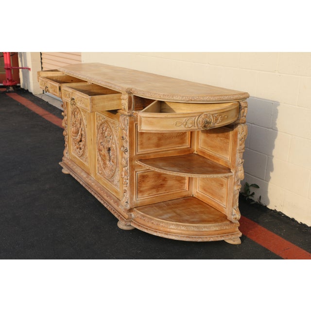 19th Century 19th Century French Renaissance Revival Carved Oak Large Hunt Buffet For Sale - Image 5 of 18