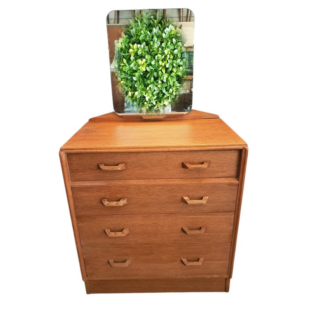 A superb g plan brandon oak chest of drawers with its original matching mirror, dating from the 1950s. Beautifully crafted...