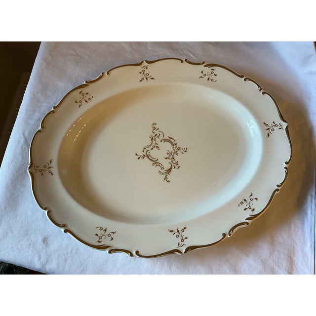 English Serving Dish by Royal Doulton. Monteigne H4954 For Sale - Image 10 of 12