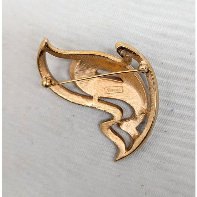Mid-Century Modern Vintage 1960s Signed Crown Trifari Abstract Goldtone Faux-Citrine & Clear Rhinestone Brooch For Sale - Image 3 of 8