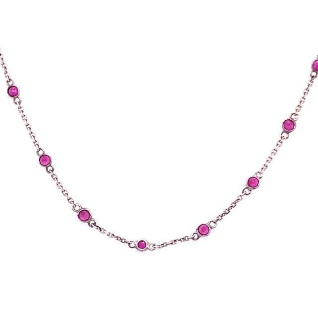 2010s 14 Karat White Gold Oval Link Necklace For Sale - Image 5 of 9