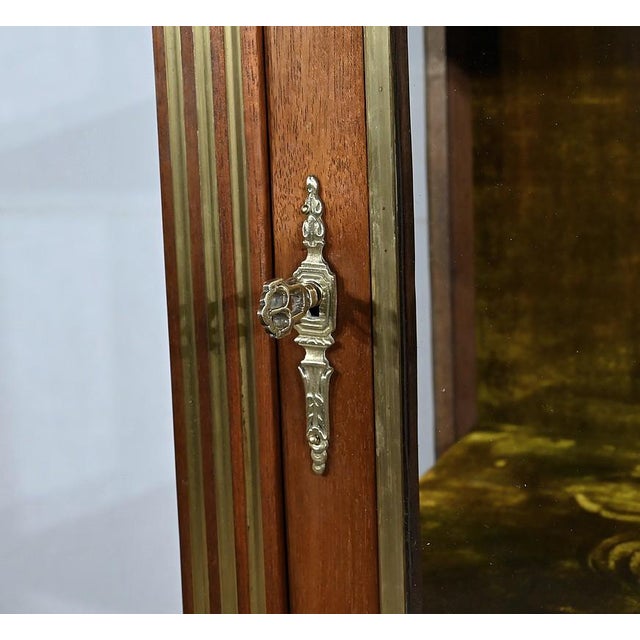 Brown Small Vintage Mahogany Showcase For Sale - Image 8 of 18