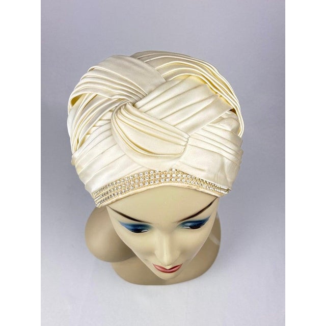Vintage Christian Dior Chapeaux Silk Turban With Rhinestone Accents For Sale In New York - Image 6 of 9
