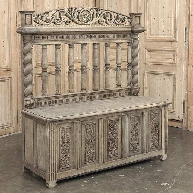 Renaissance 19th Century French Renaissance Barley Twist Stripped Oak Hall Bench Trunk For Sale - Image 3 of 17