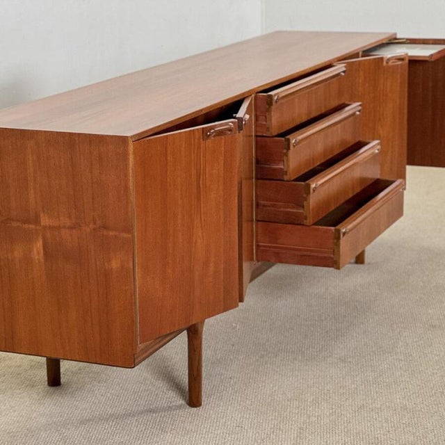 Dunbar Collection Sideboard by Tom Robertson for McIntosh For Sale - Image 10 of 17